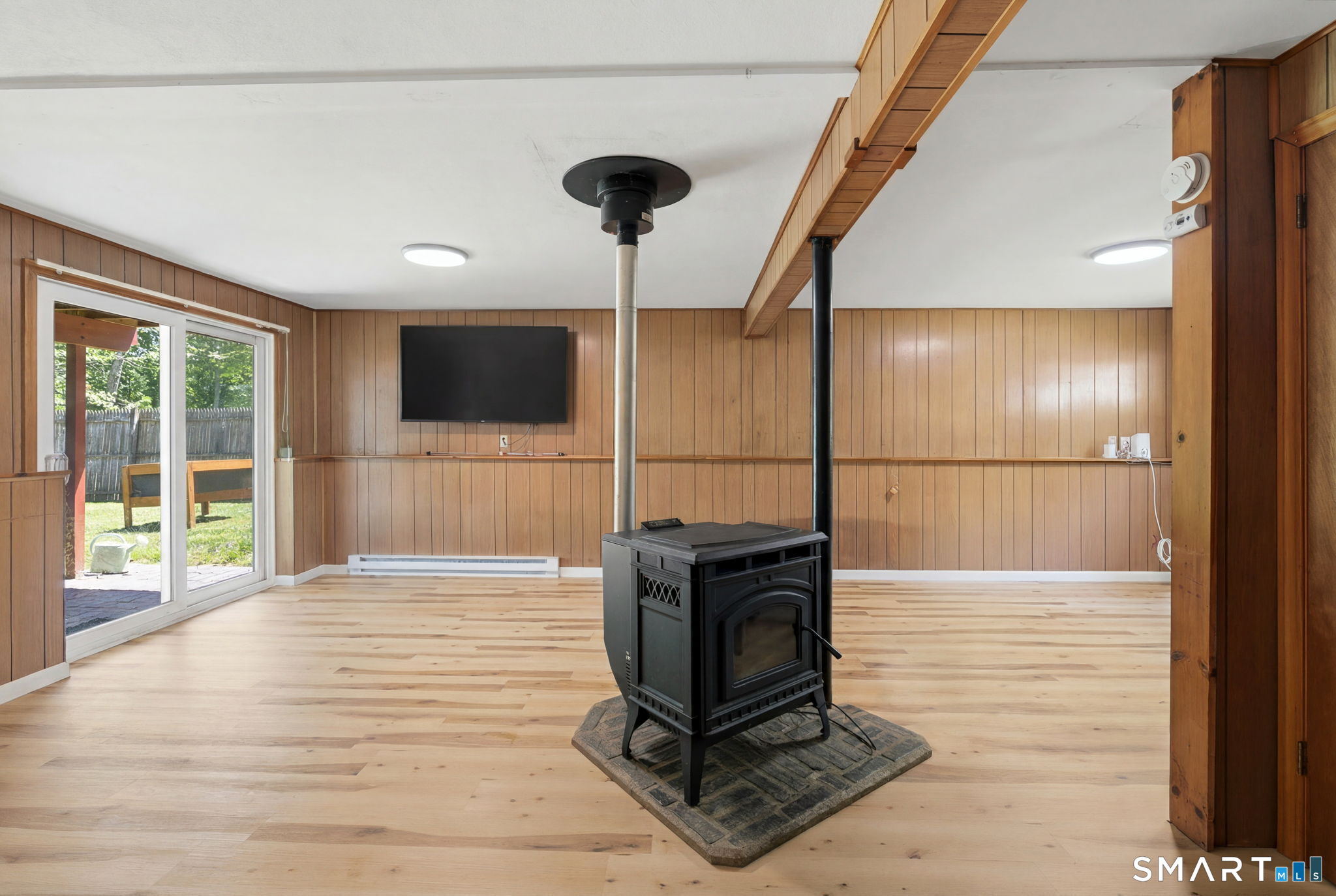 10 Lynn Drive Preston CT 06365