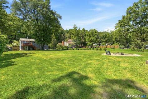 10 Lynn Drive Preston CT 06365