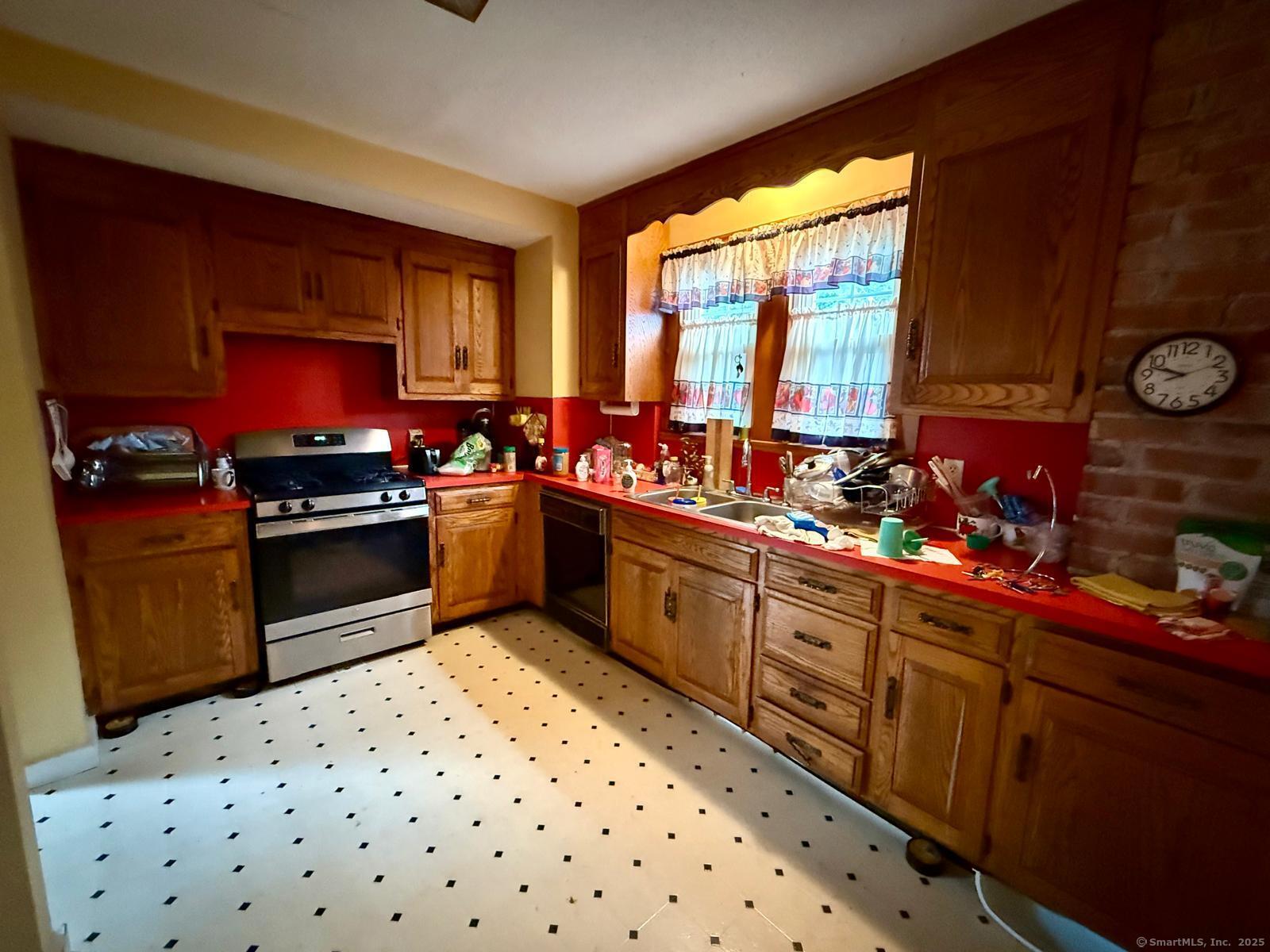 11 Nepaug Street Hartford CT 06106