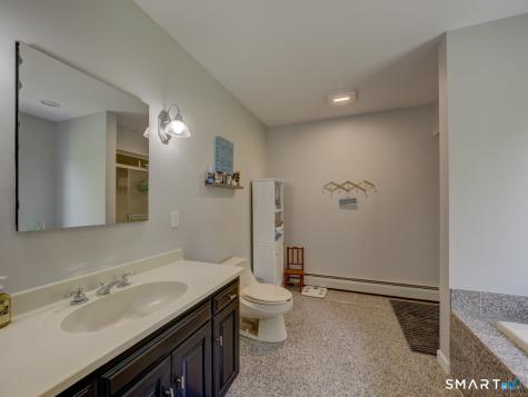 25 Amato Drive Wethersfield CT 06109