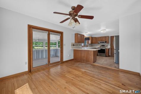 7 Massapeag Point Road Montville CT 06382