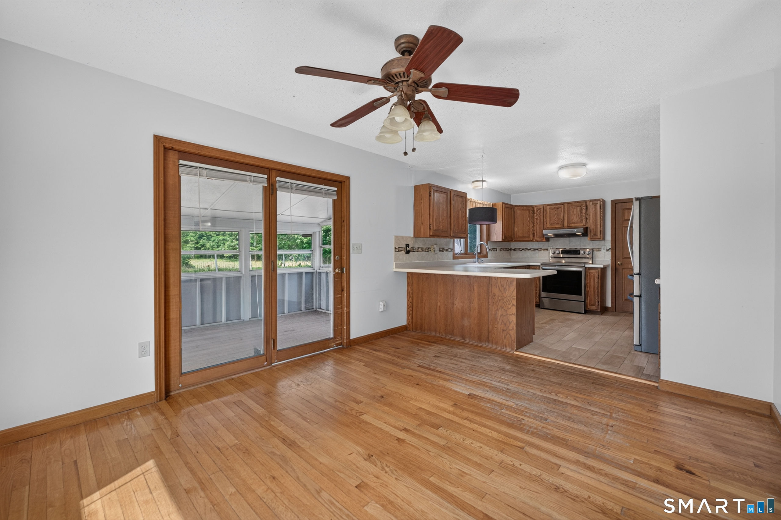 7 Massapeag Point Road Montville CT 06382