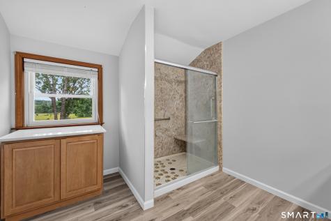 7 Massapeag Point Road Montville CT 06382