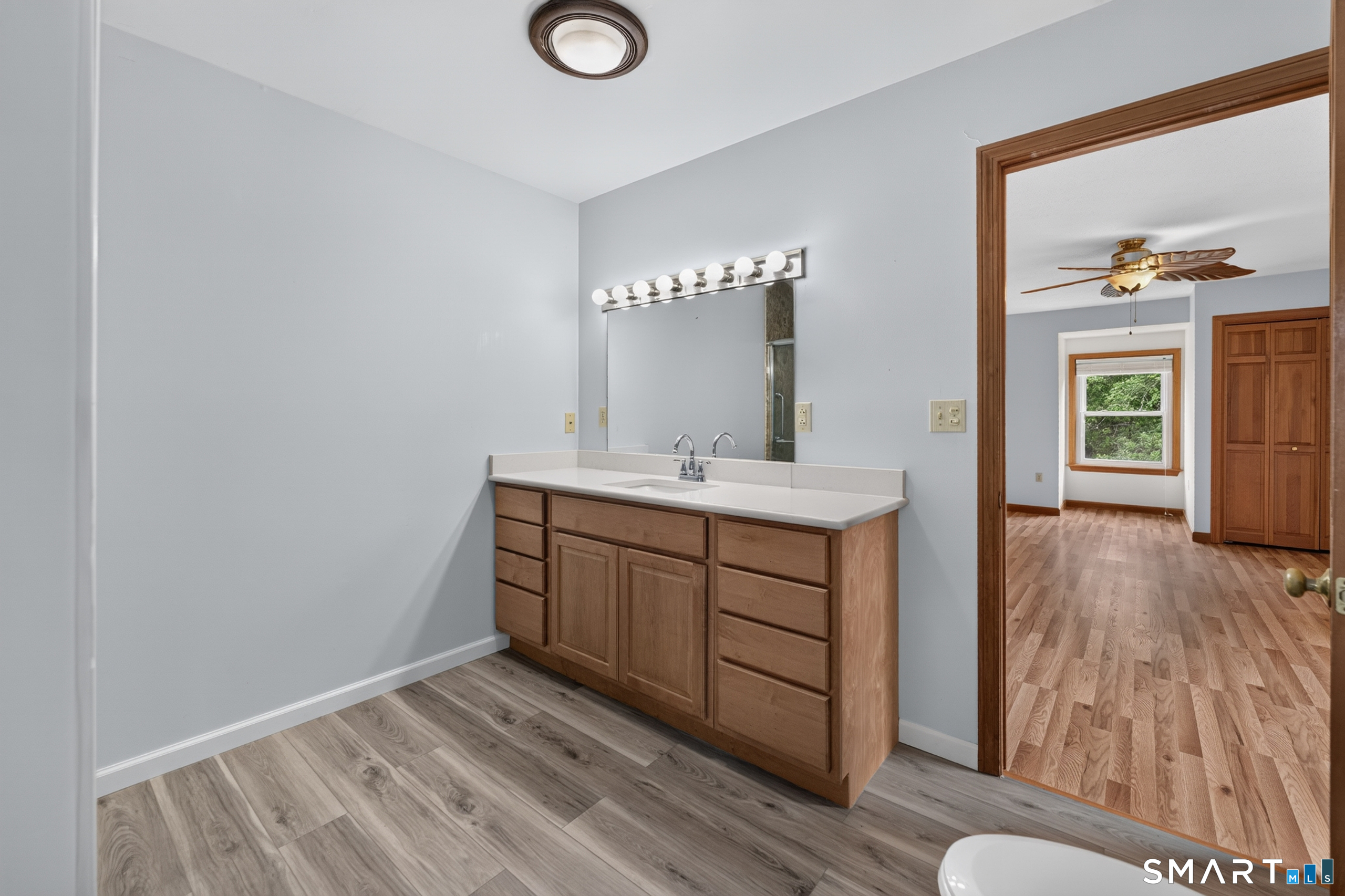 7 Massapeag Point Road Montville CT 06382