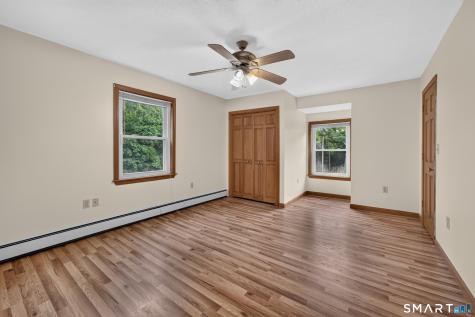 7 Massapeag Point Road Montville CT 06382