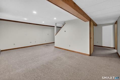7 Massapeag Point Road Montville CT 06382