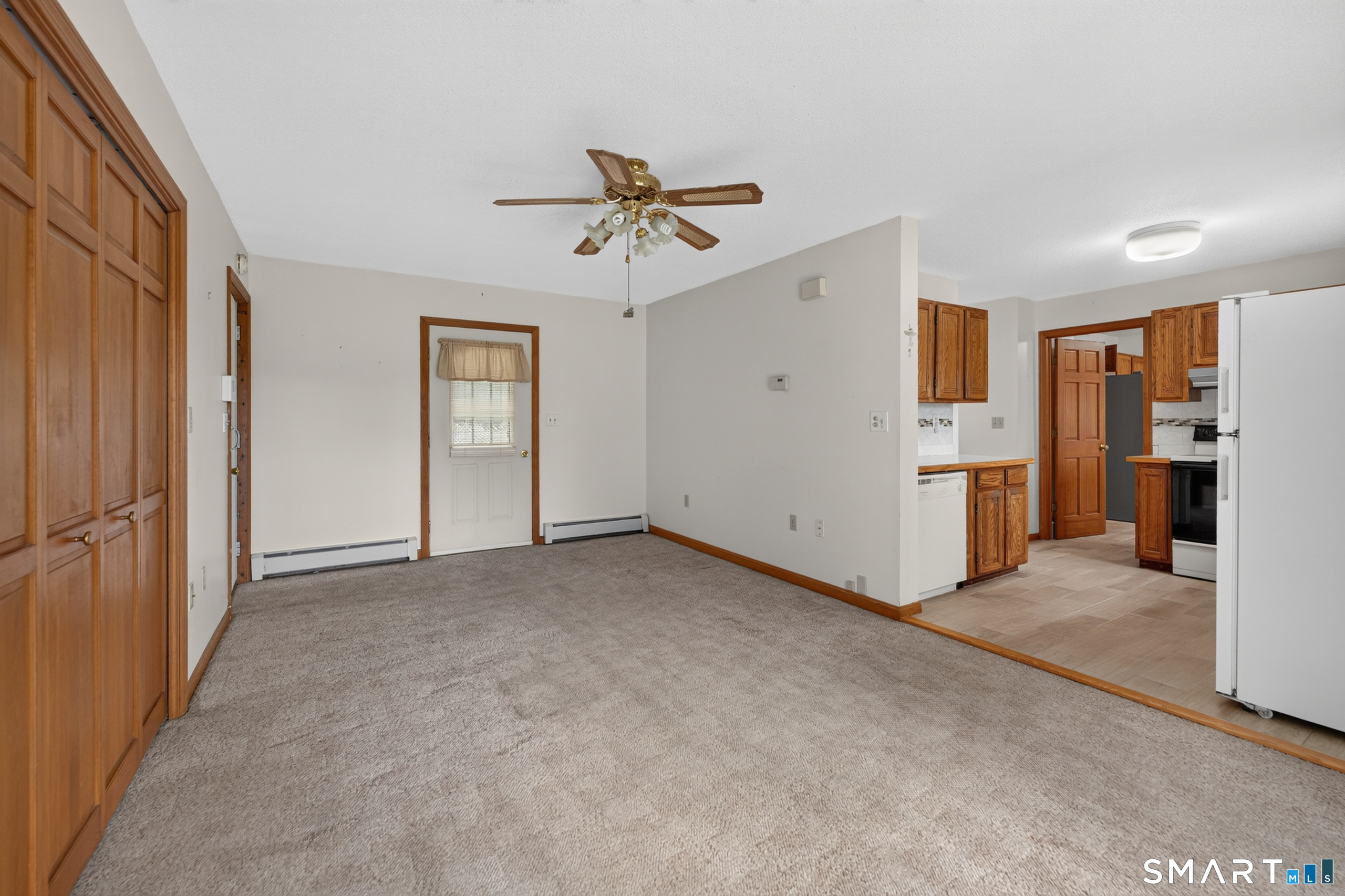 7 Massapeag Point Road Montville CT 06382