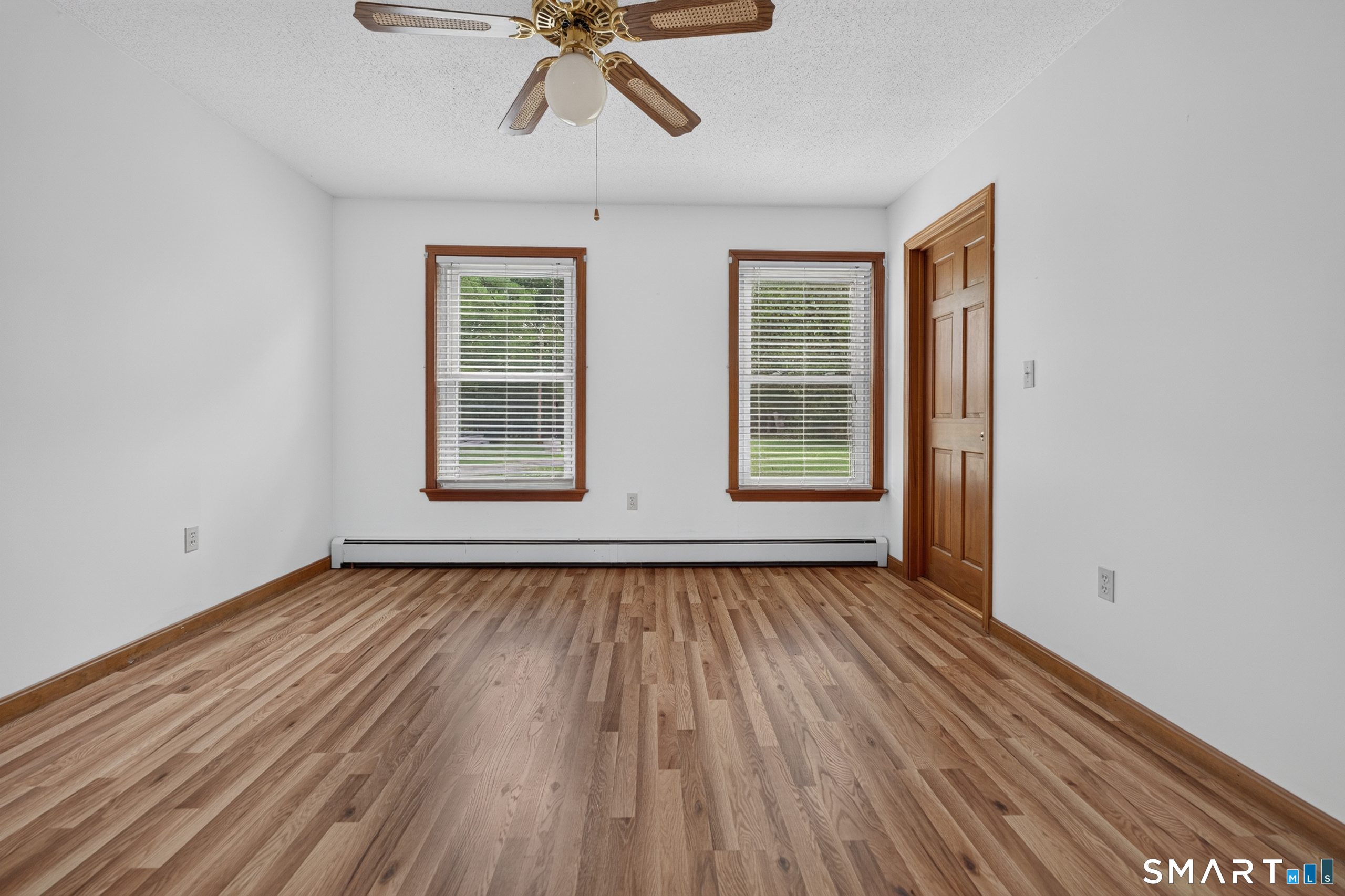 7 Massapeag Point Road Montville CT 06382