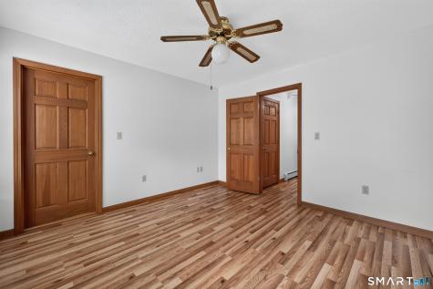 7 Massapeag Point Road Montville CT 06382