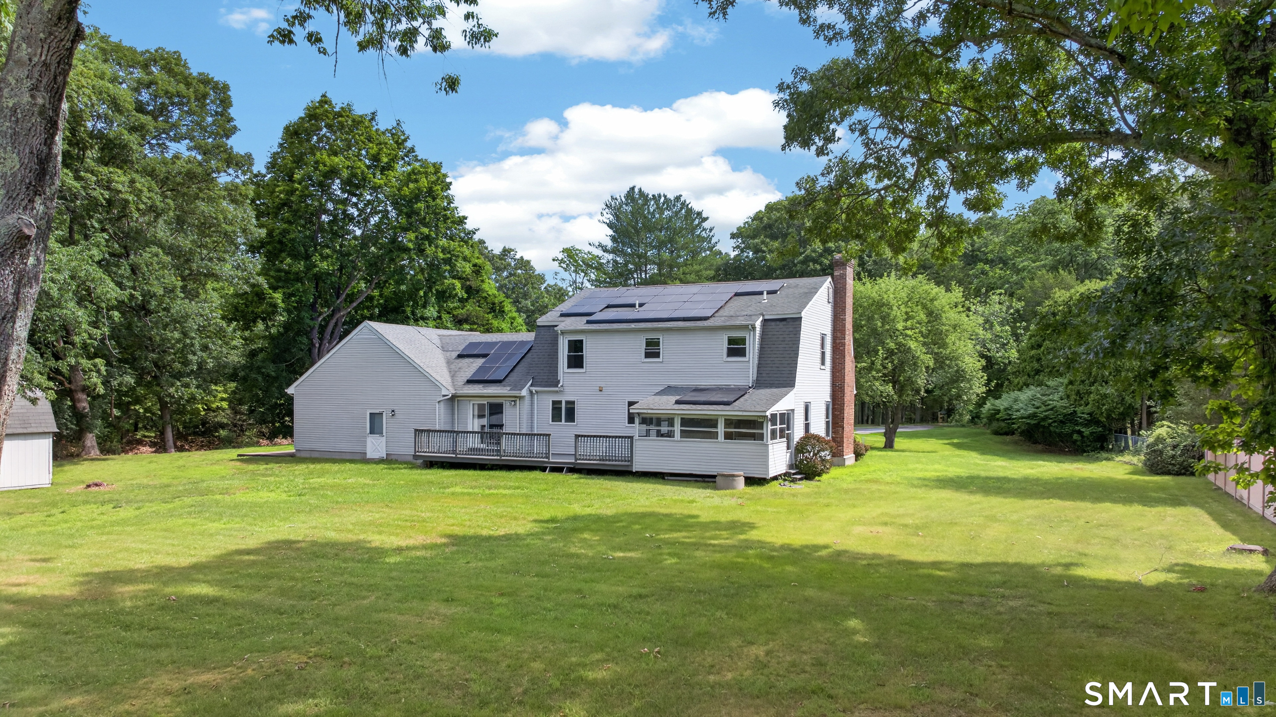 7 Massapeag Point Road Montville CT 06382