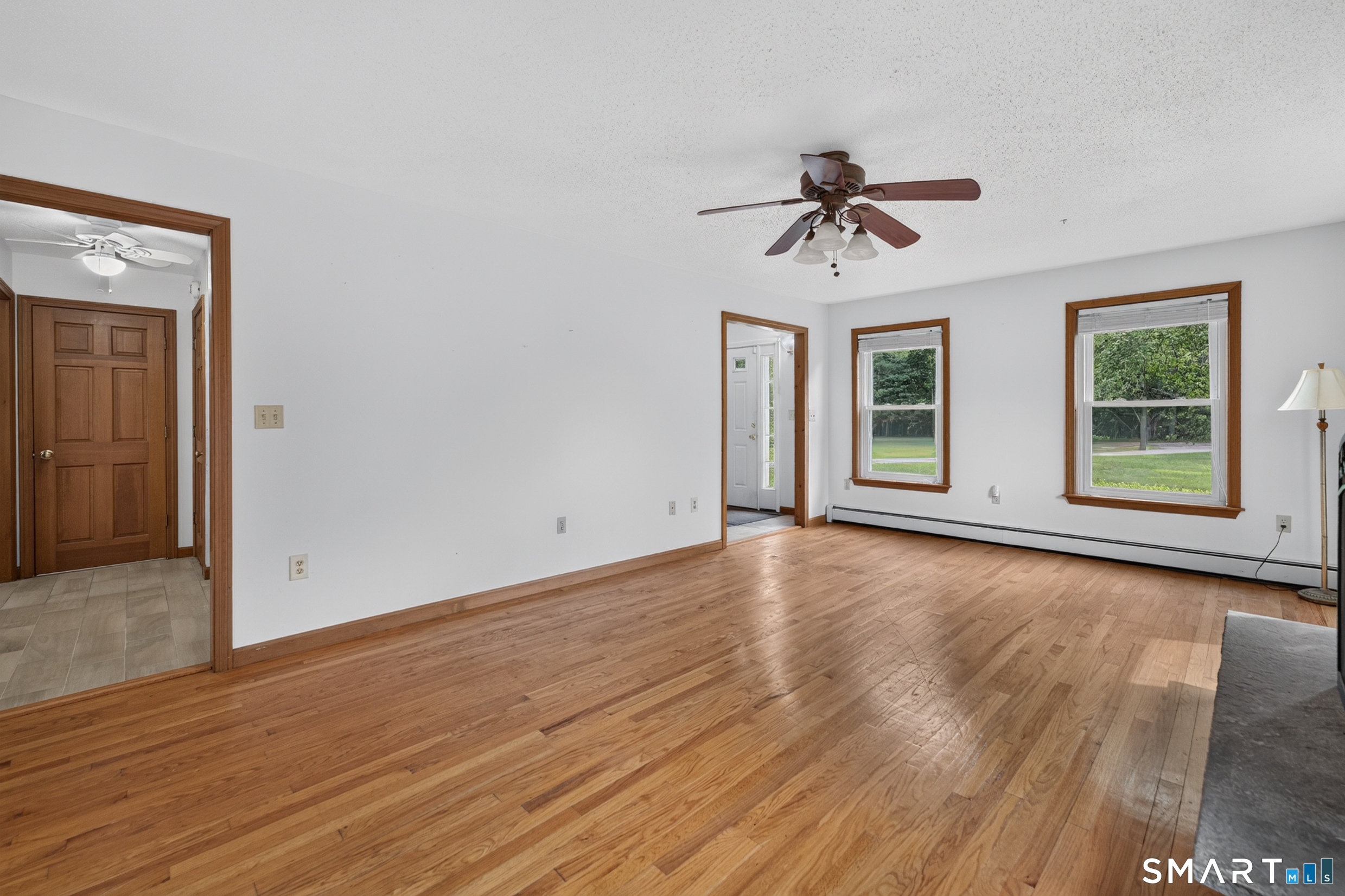 7 Massapeag Point Road Montville CT 06382
