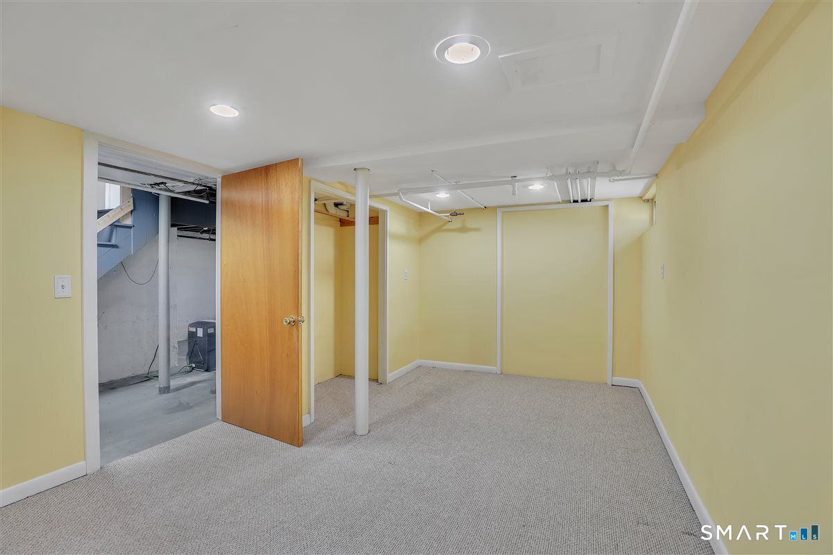 21 Kensington Street Manchester CT 06040