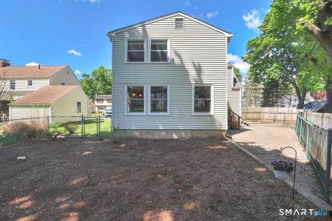 21 Kensington Street Manchester CT 06040
