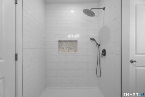 33 Ivy Hill Road Waterford CT 06385