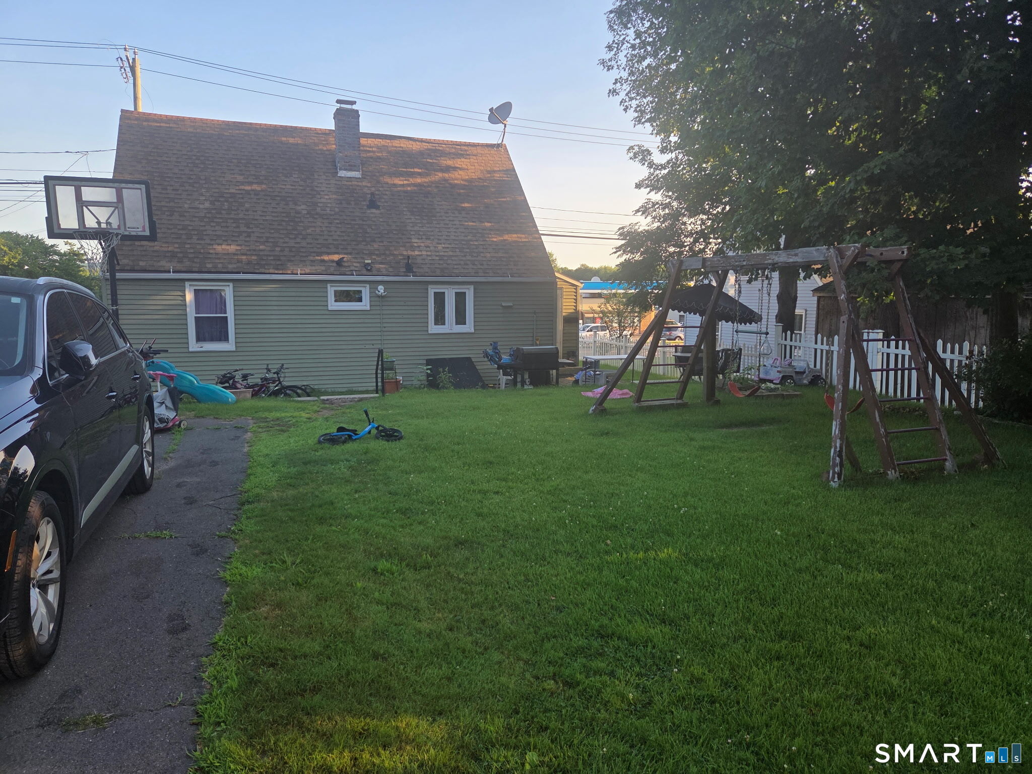 1040 Farmington Avenue Bristol CT 06010