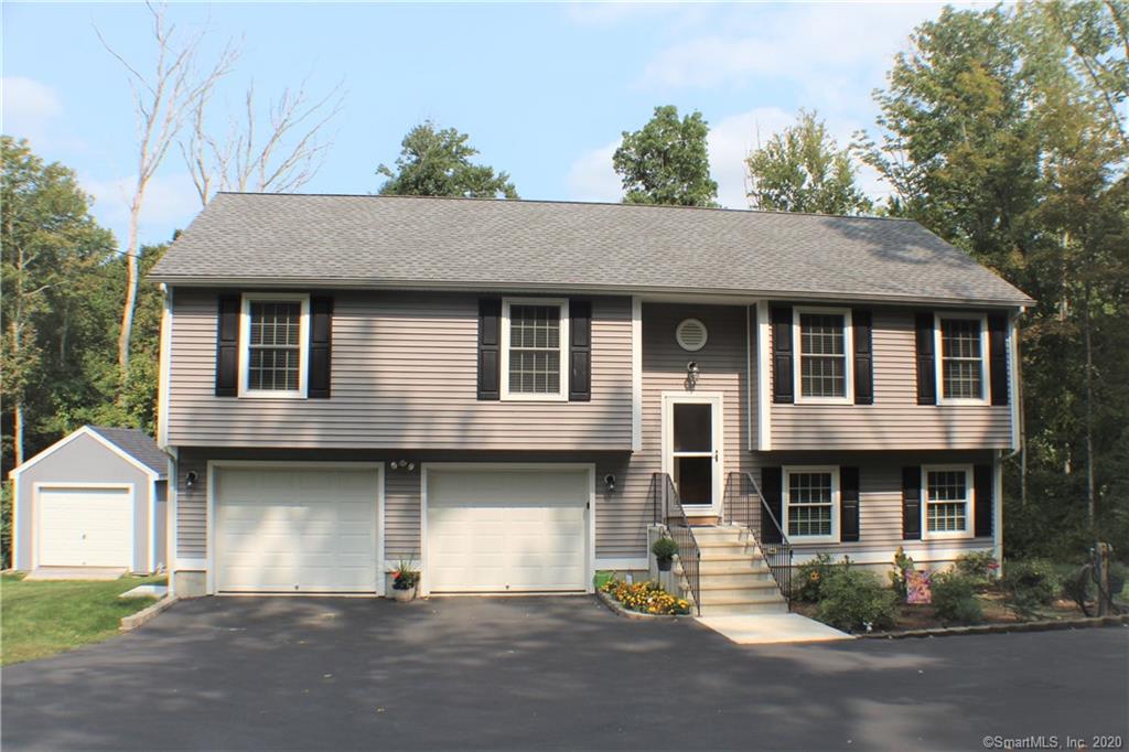 59 Tatnic Hill Road Brooklyn CT 06234