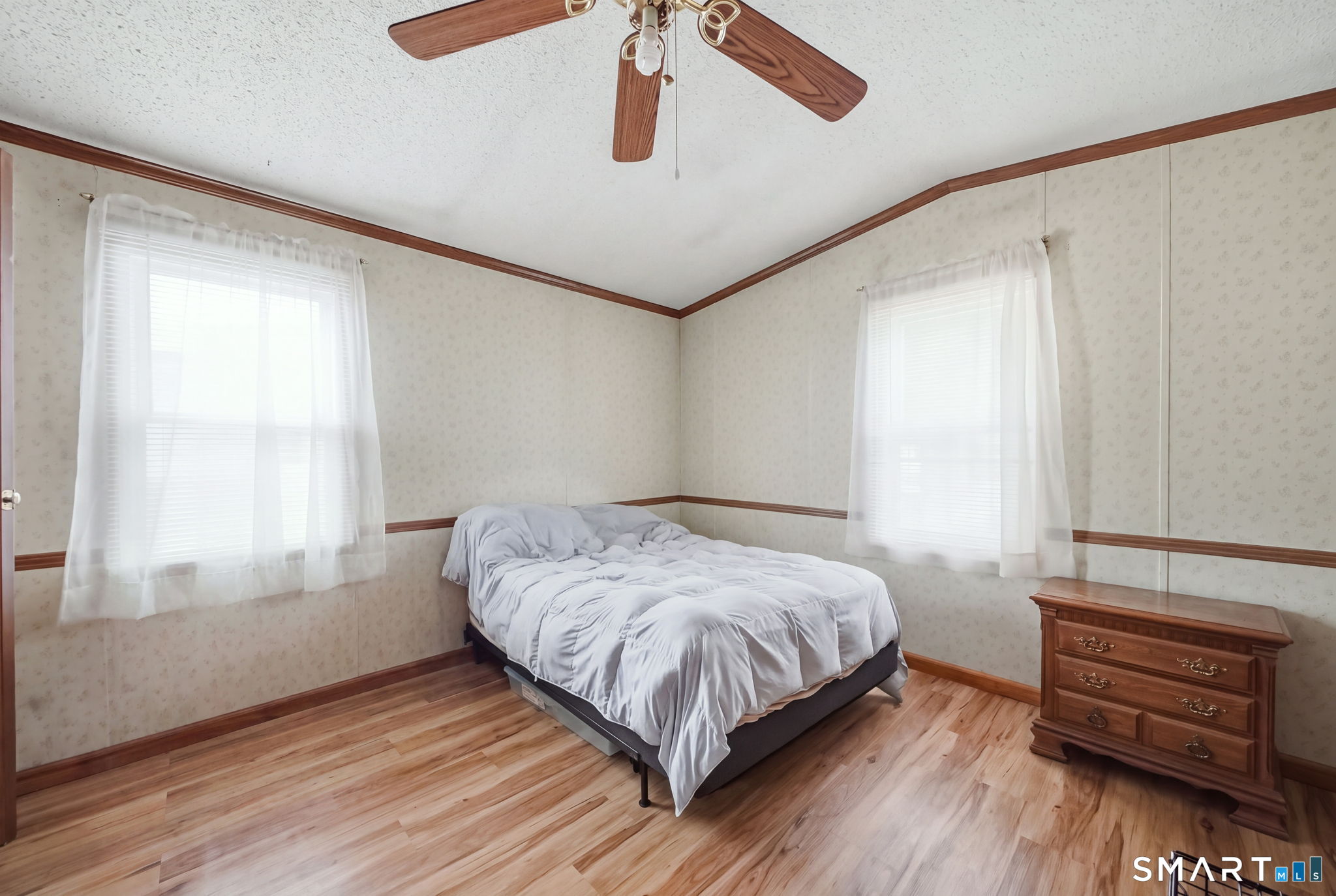 1070 Amity Road Bethany CT 06524