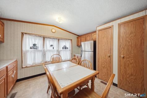 1070 Amity Road Bethany CT 06524