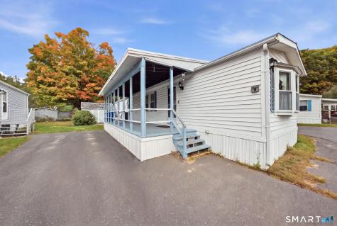 1070 Amity Road Bethany CT 06524