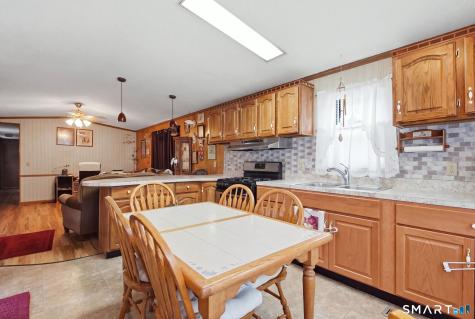 1070 Amity Road Bethany CT 06524