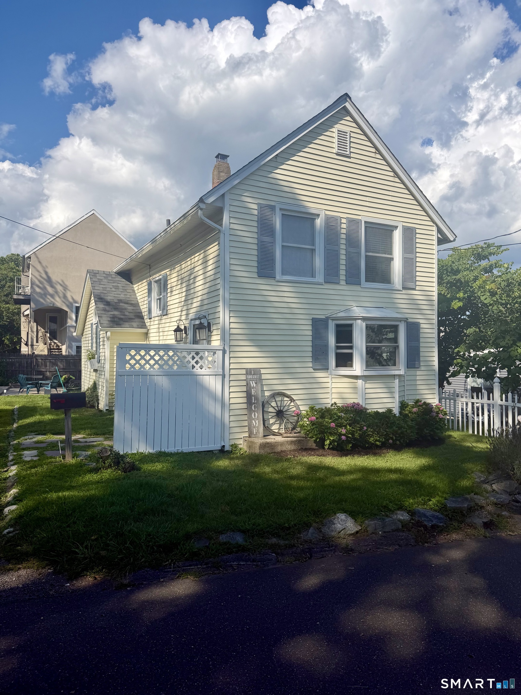 8 Paris Street Milford CT 06460