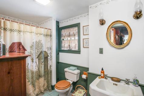 246 Heritage Road Putnam CT 06260