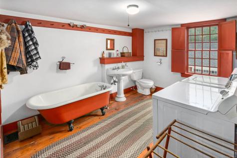 246 Heritage Road Putnam CT 06260