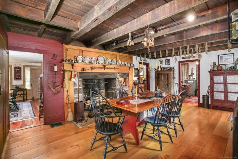 246 Heritage Road Putnam CT 06260