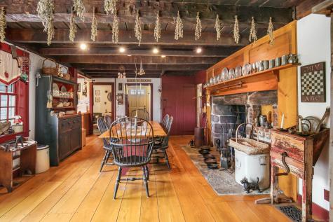 246 Heritage Road Putnam CT 06260