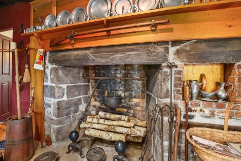 246 Heritage Road Putnam CT 06260