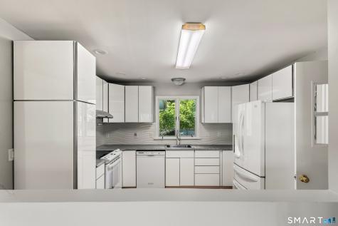 5 Walnut Lane Wallingford CT 06492