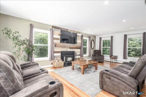8 White Pine Drive Brookfield CT 06804