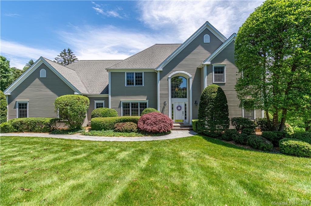 12 Pheasant Ridge Road Newtown CT 06470