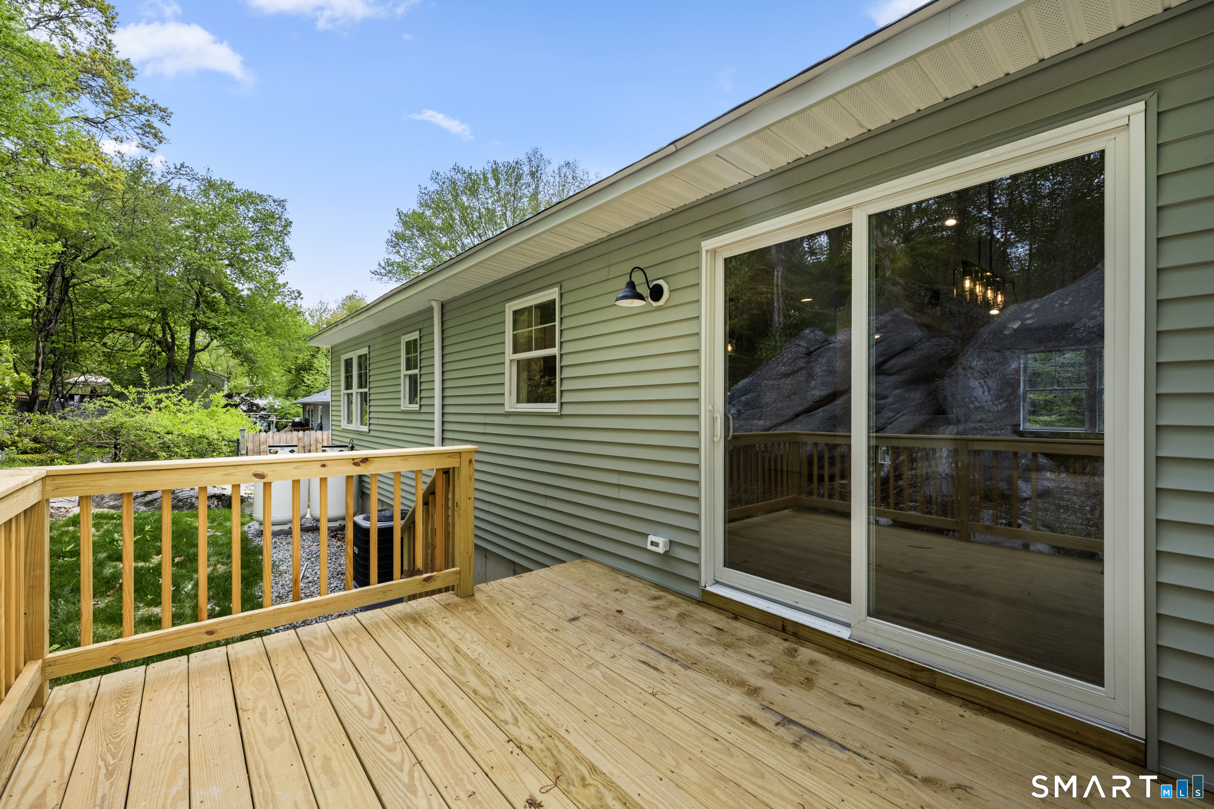 53 Sarah Drive Montville CT 06382