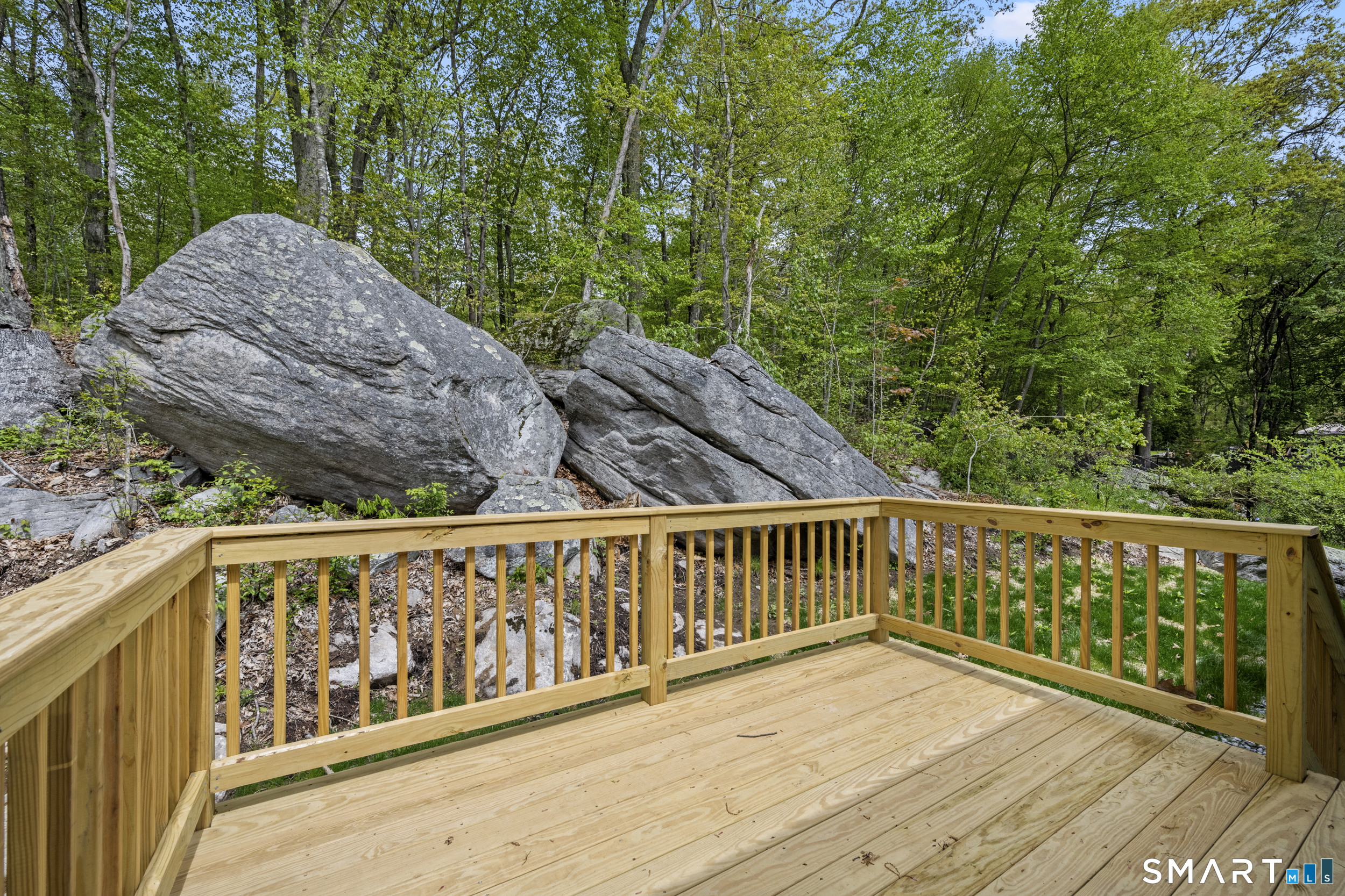 53 Sarah Drive Montville CT 06382