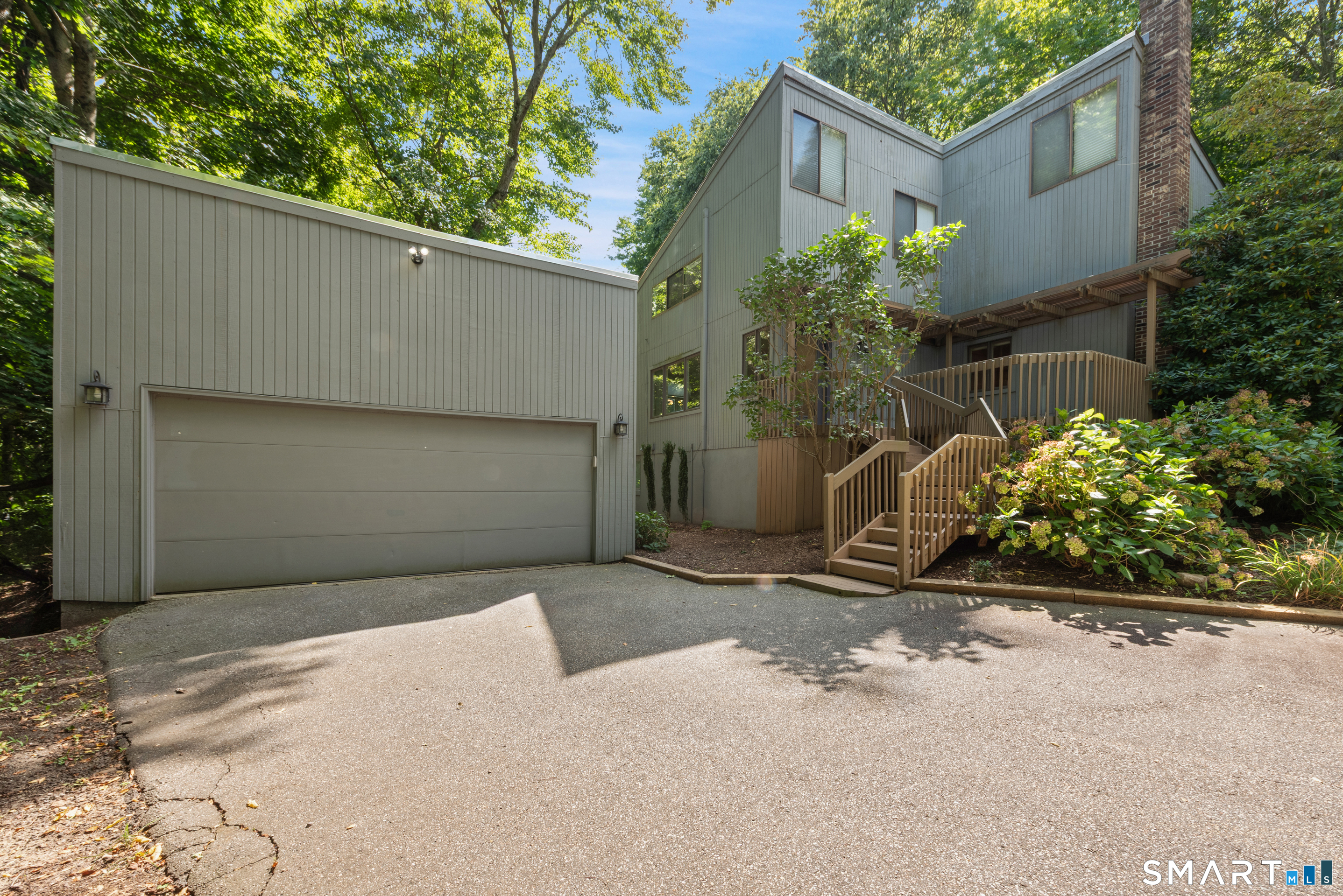 48 Russett Drive Guilford CT 06437