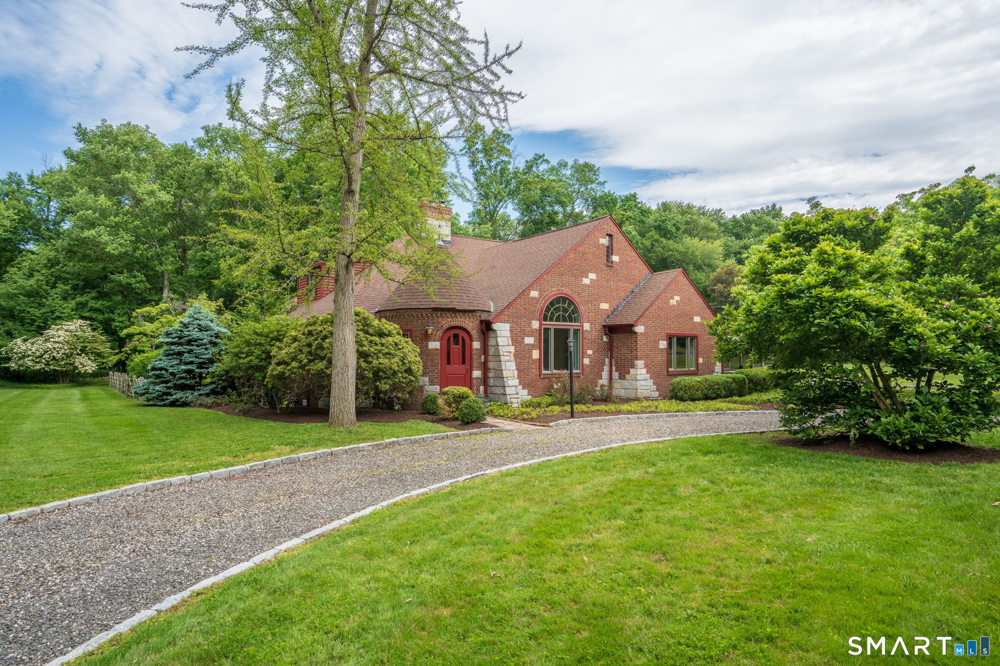 1180 Merwins Lane Fairfield CT 06824