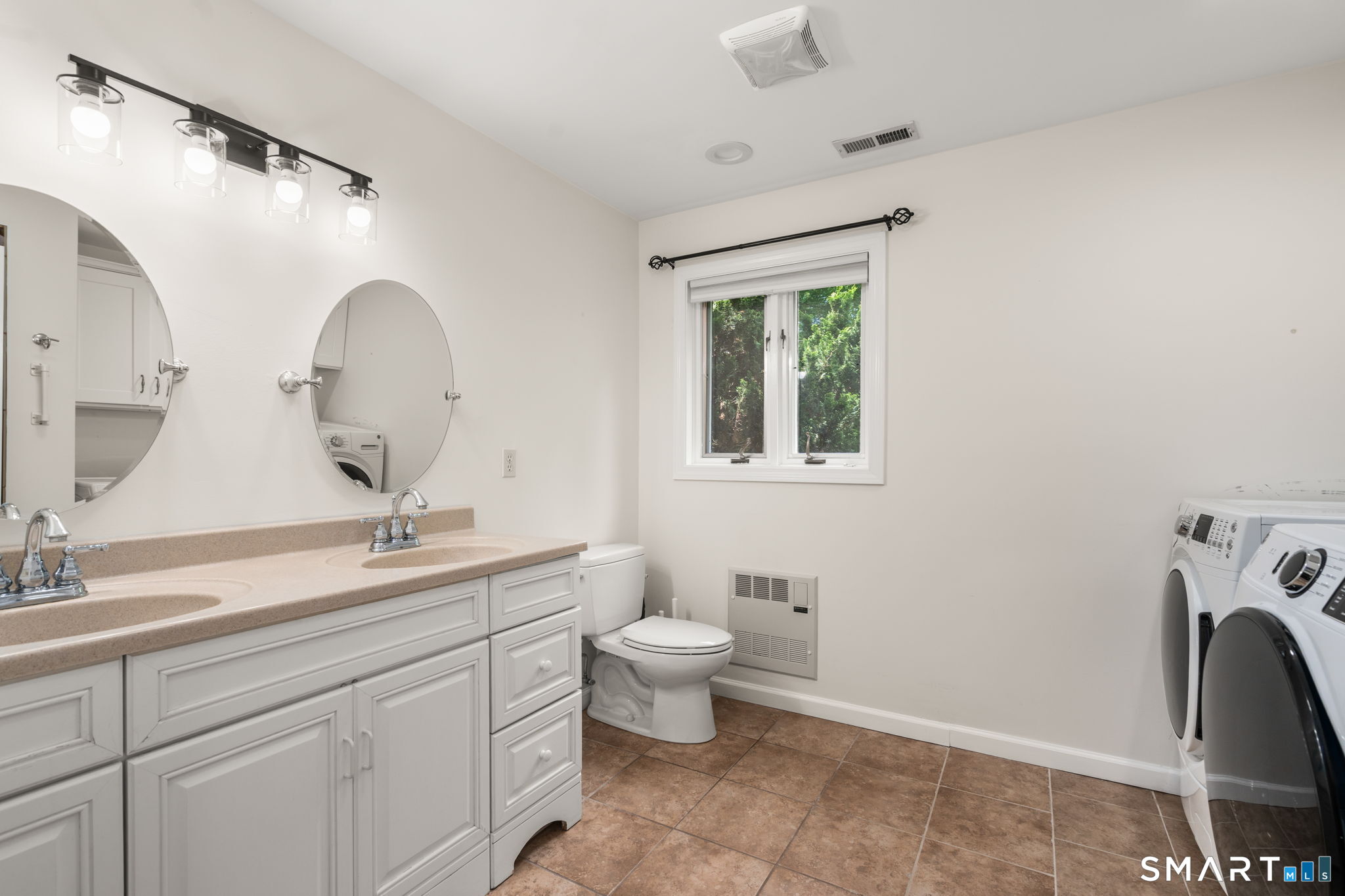 1180 Merwins Lane Fairfield CT 06824