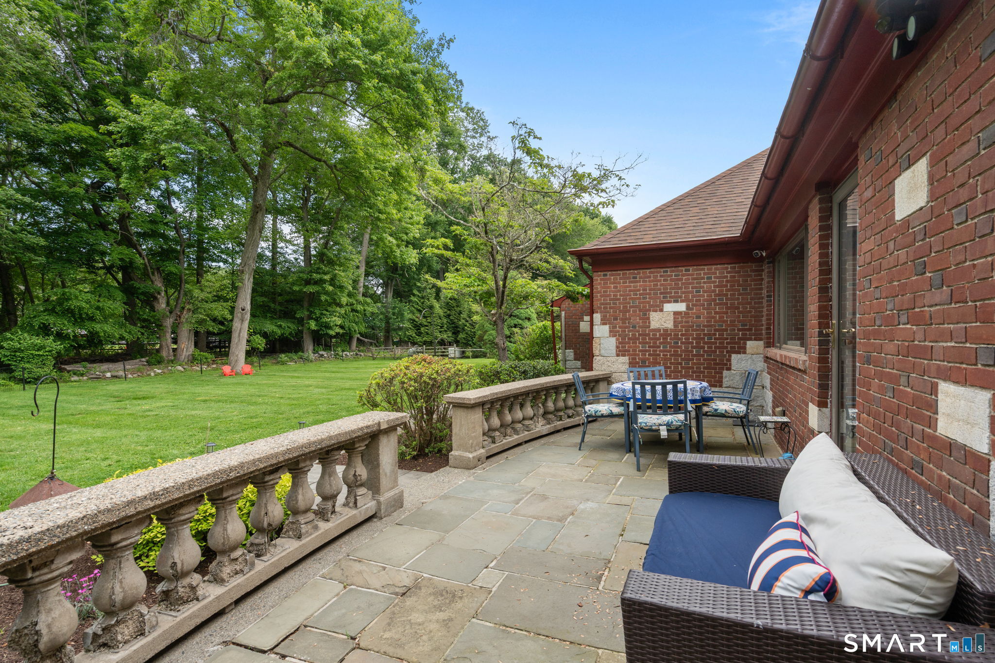 1180 Merwins Lane Fairfield CT 06824