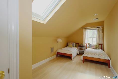 323 Main Street Ridgefield CT 06877