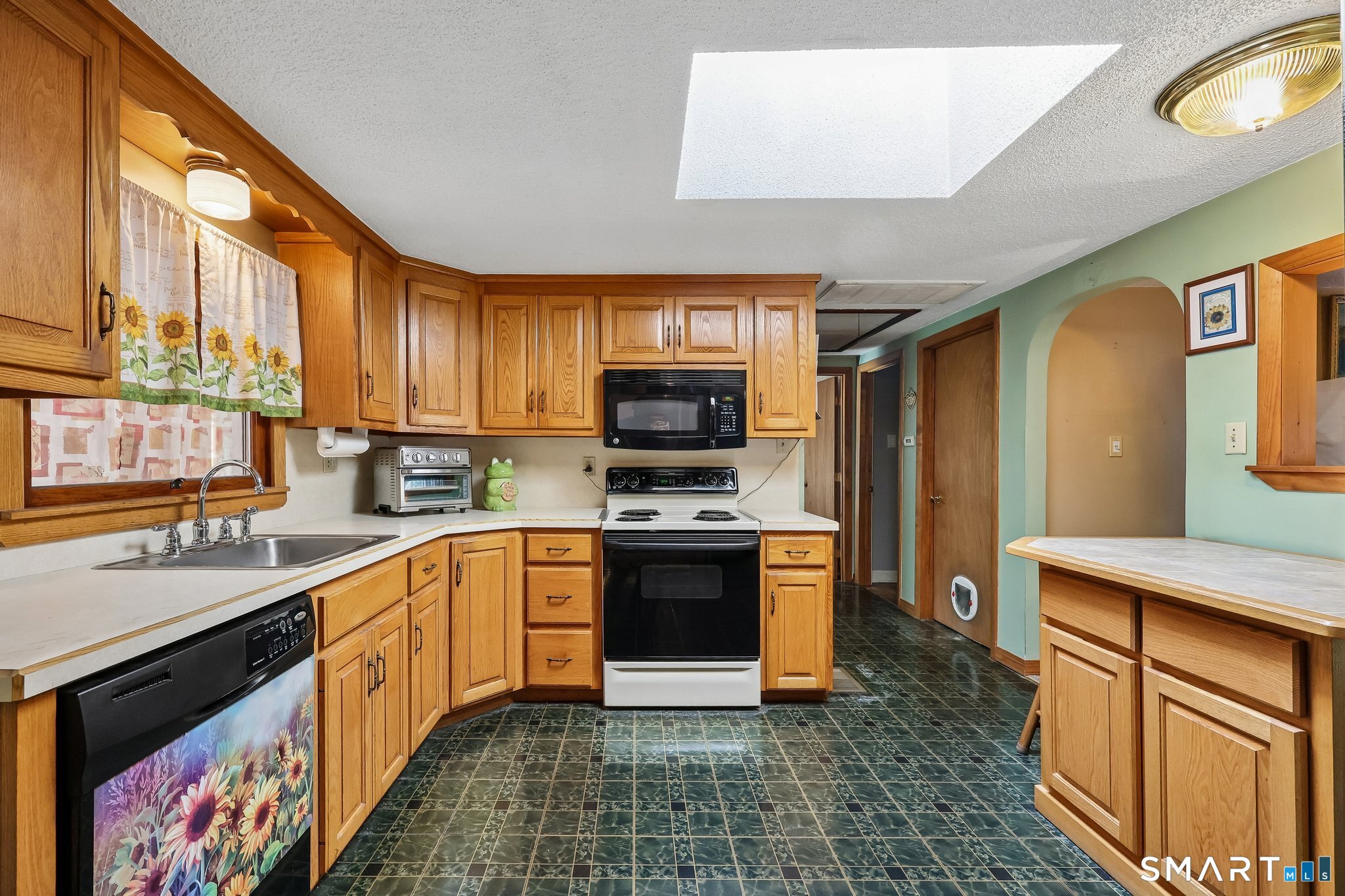 222 Tomlinson Avenue Plainville CT 06062
