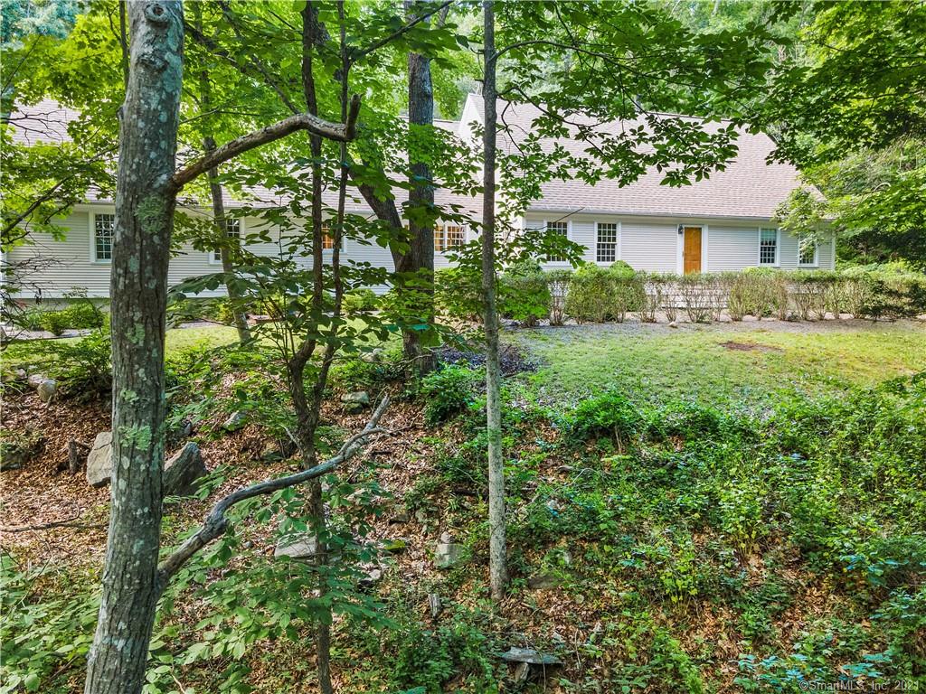 78 River Road Killingworth CT 06419