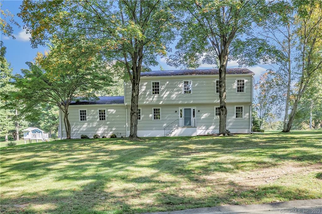 12 River Oaks Road Westport CT 06880