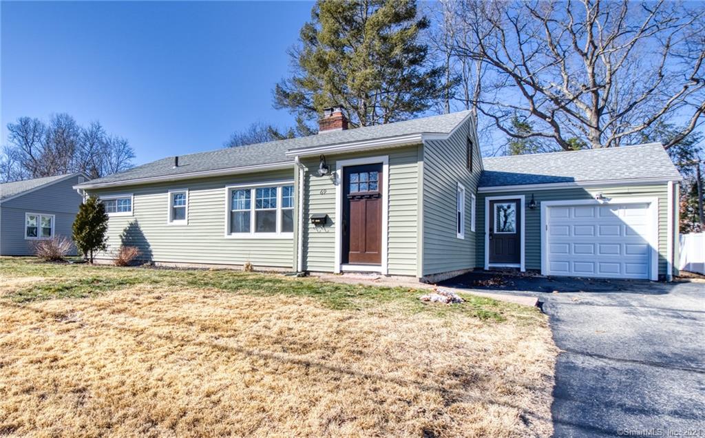 69 Green Manor Road Manchester CT 06042