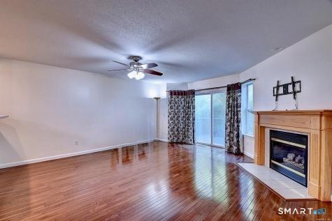 51 Florence Way Farmington CT 06032