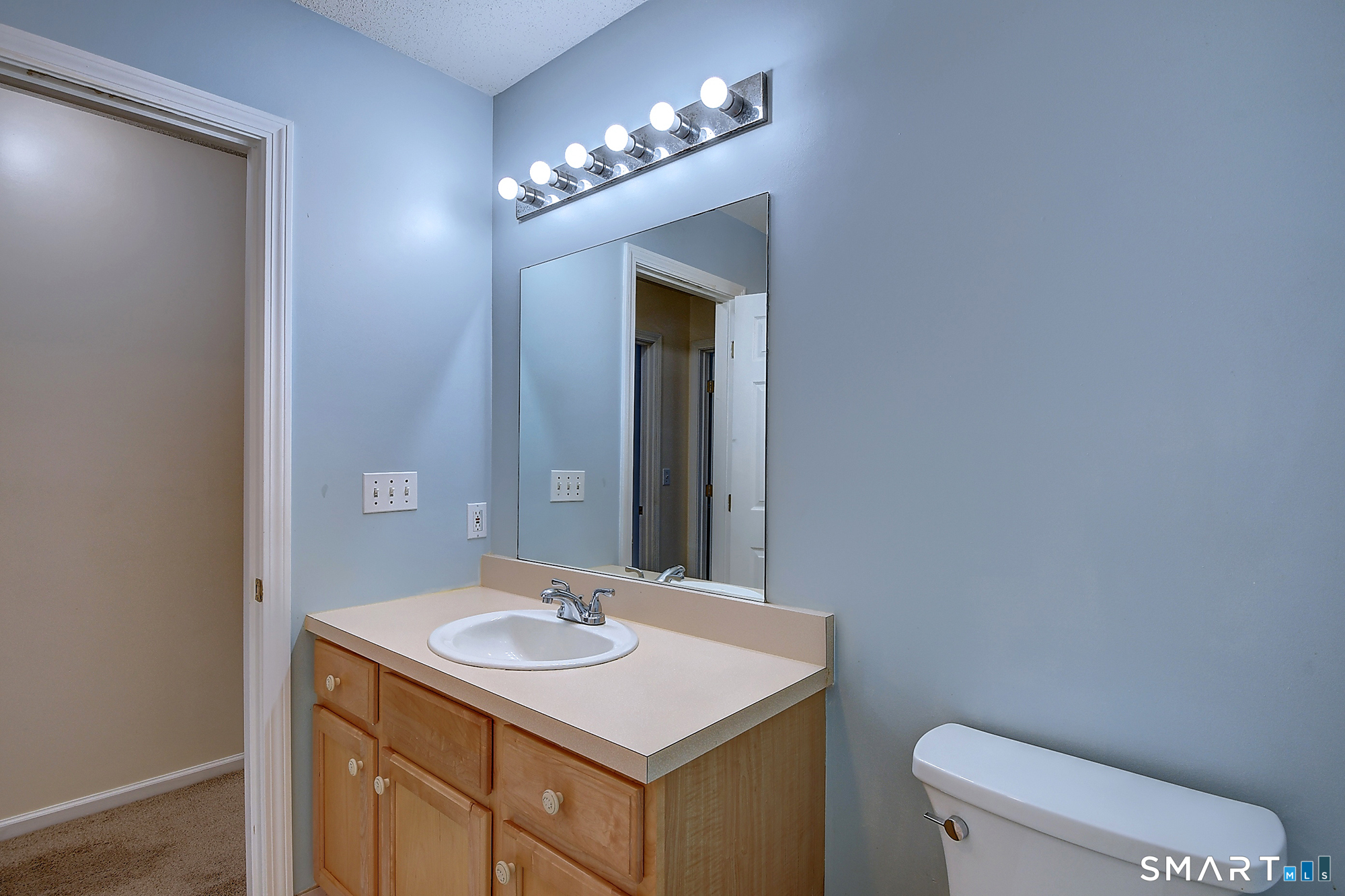 51 Florence Way Farmington CT 06032