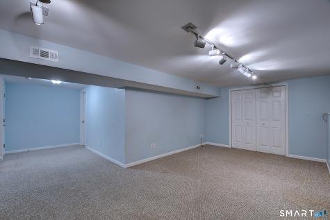 51 Florence Way Farmington CT 06032
