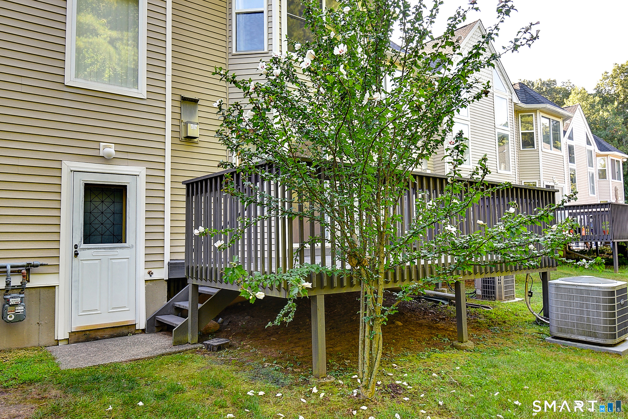 51 Florence Way Farmington CT 06032