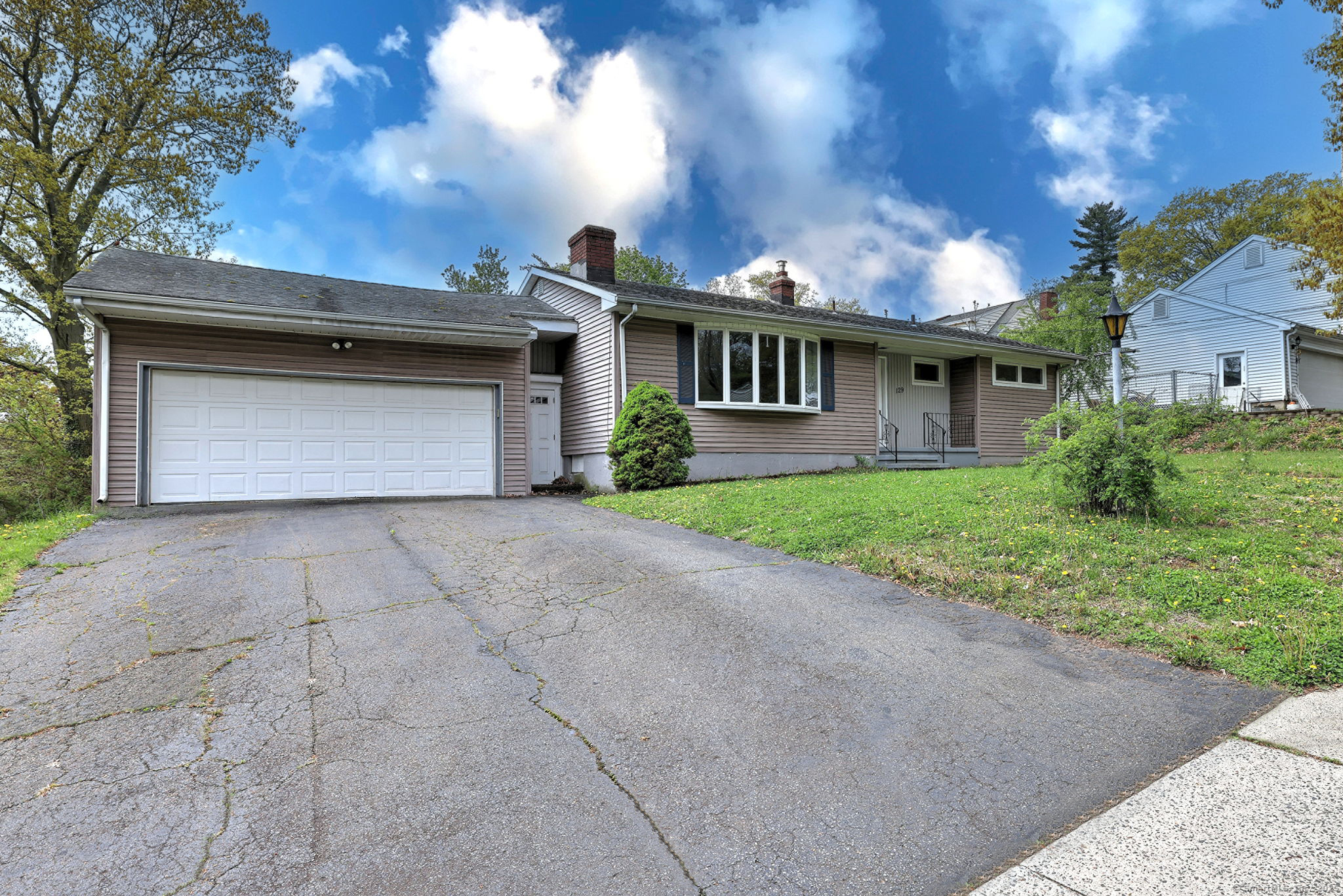 129 Hall Street New Haven CT 06512