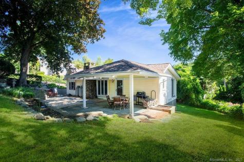 1 North Beach Drive New Fairfield CT 06812